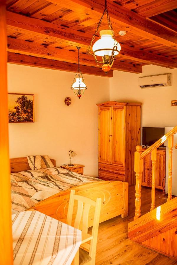Nosztalgia Vendeghaz Hotel Zalaegerszeg Bagian luar foto