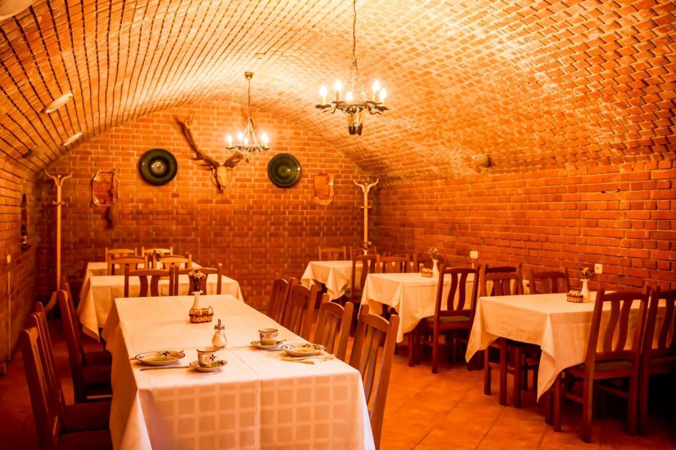 Nosztalgia Vendeghaz Hotel Zalaegerszeg Bagian luar foto