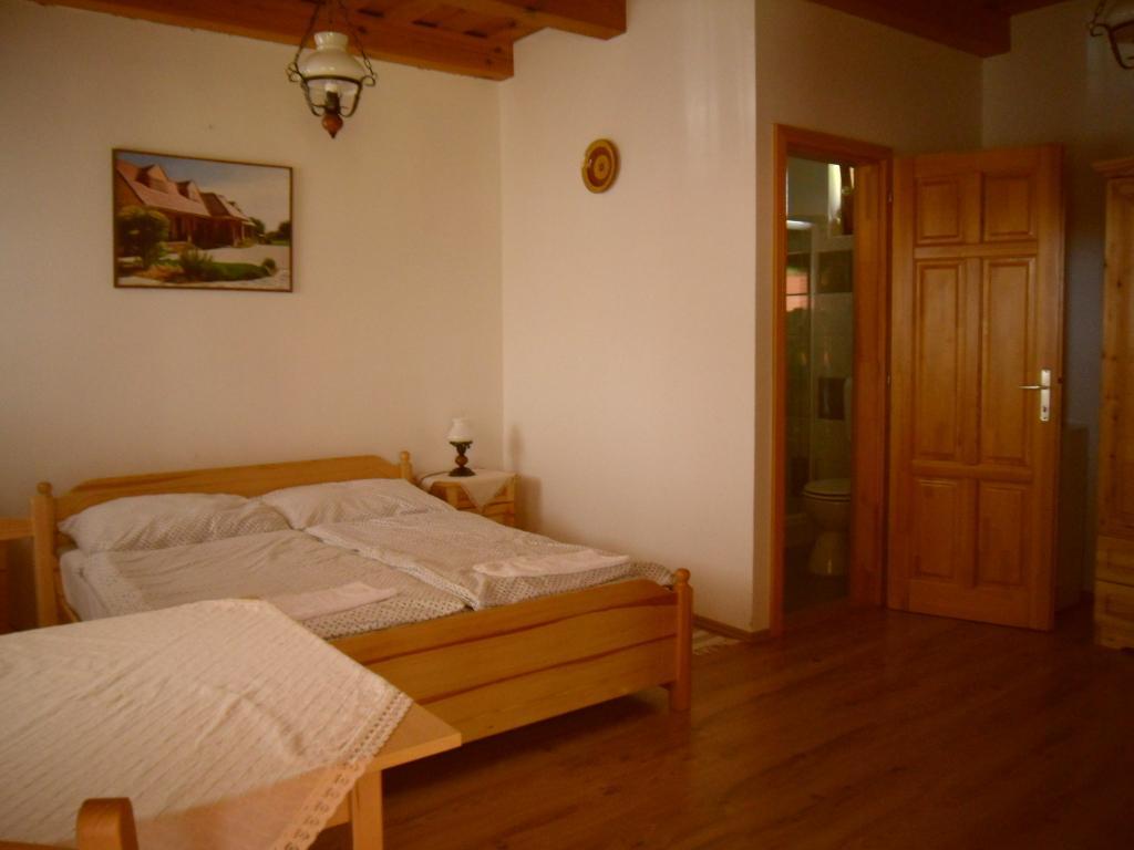 Nosztalgia Vendeghaz Hotel Zalaegerszeg Ruang foto