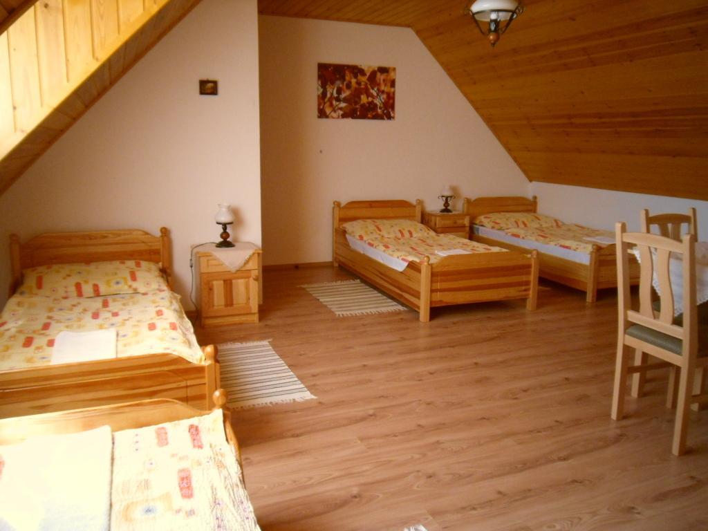 Nosztalgia Vendeghaz Hotel Zalaegerszeg Ruang foto